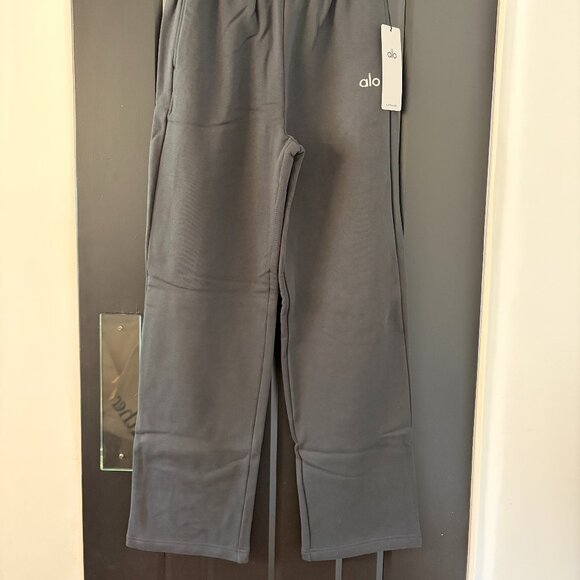 Alo Yoga Accolade Straight Leg Sweatpant – Anthracite – XS – NWT - Picture 2 of 7